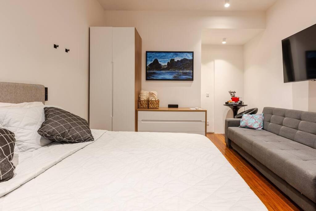 Apartamento Loft Encantador Moderno Com Varanda Em Copacabana *